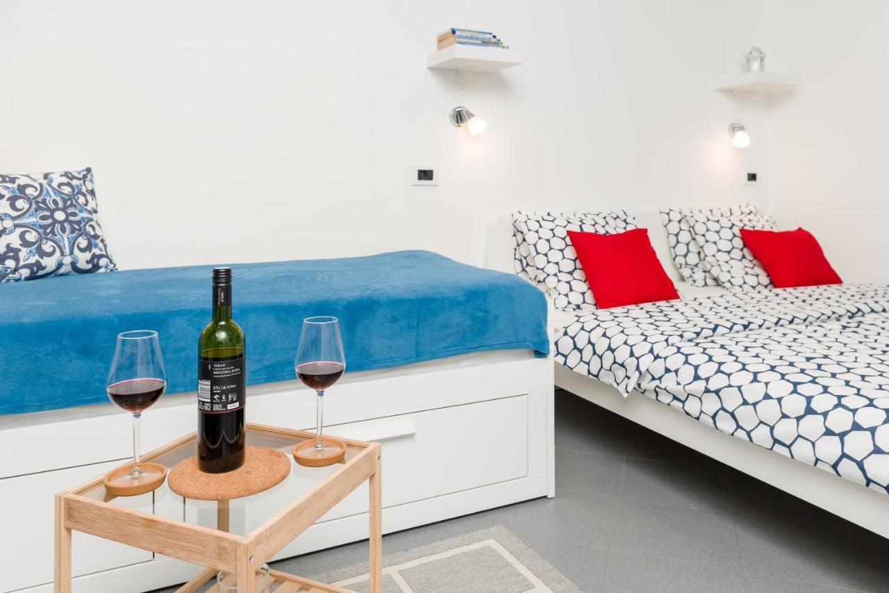 Studio Apartment Sesula Split Dış mekan fotoğraf